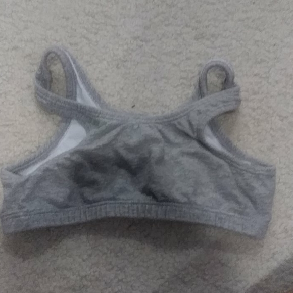 3 Sports Bra Tops - Picture 5 of 6